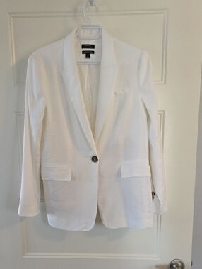 RW&CO. White Single-Button Notch-Lapel Blazer
